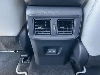 Photo 21 Toyota Rav4 Gén. V Ph1 Lounge 5