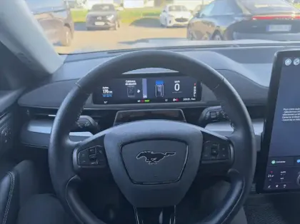 Photo 6 Ford Mustang Gén. I Ph1 NG Mach-E 5