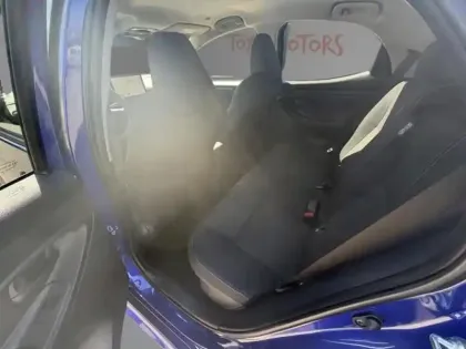 Photo 11 Toyota Yaris Hybride 116h Design VD