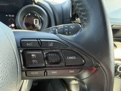 Photo 18 Toyota Yaris Hybride 116h Design