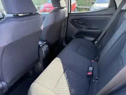 Photo 12 Toyota Yaris Hybride 116h Design