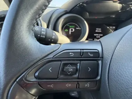 Photo 19 Toyota Yaris Hybride 116h Design