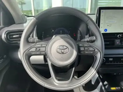 Photo 7 Toyota Yaris Hybride 116h Design MY2