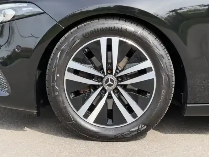 Photo 11 Mercedes Classe A 180 d Progressive Line /177