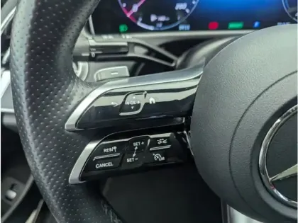 Photo 26 Mercedes Classe E Berline 300 de Hybrid EQ AMG Line