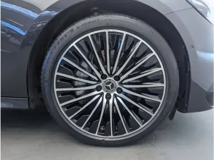 Photo 15 Mercedes Classe E Berline 300 de Hybrid EQ AMG Line