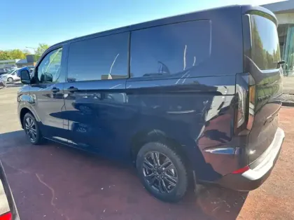 Photo 25 Ford Custom Gén. II Ph1 Trend 1