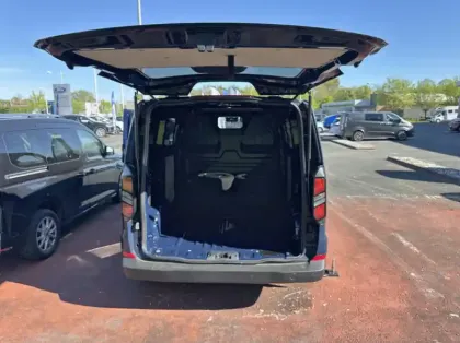 Photo 10 Ford Custom Gén. II Ph1 Trend 1