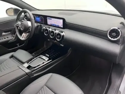 Photo 16 Mercedes Classe A 180 Progressive Line