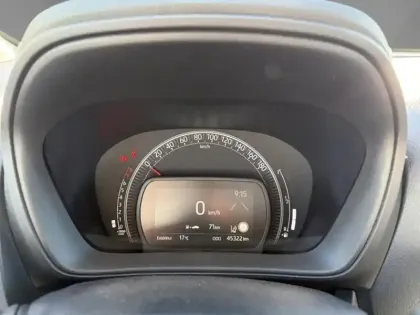 Photo 11 Toyota Aygo 1.0 VVT-i 72 Dynamic