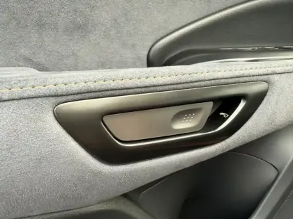 Photo 13 Lexus Lbx 1.5 136H 2WD Cool PKADVANCED