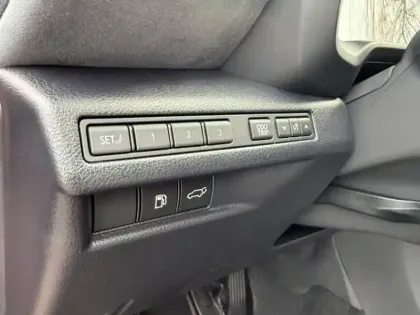 Photo 11 Lexus Lbx 1.5 136H 2WD Cool PKADVANCED