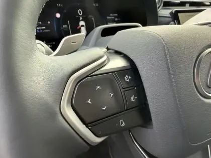 Photo 10 Lexus Lbx 1.5 136H 2WD Cool PKADVANCED