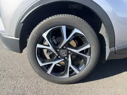 Photo 8 Toyota C-HR 1.8 Hybride 122 Edition