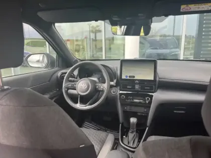 Photo 18 Toyota Yaris Hybride 1.5 HYBRID 130H DESIGN AUTO 2WD