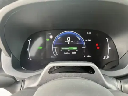 Photo 10 Toyota Yaris Hybride 1.5 HYBRID 130H DESIGN AUTO 2WD