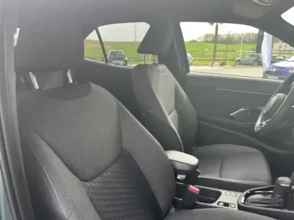 Photo 20 Toyota Yaris Hybride 1.5 HYBRID 130H DESIGN AUTO 2WD