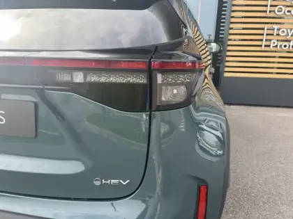 Photo 17 Toyota Yaris Hybride 1.5 HYBRID 130H DESIGN AUTO 2WD