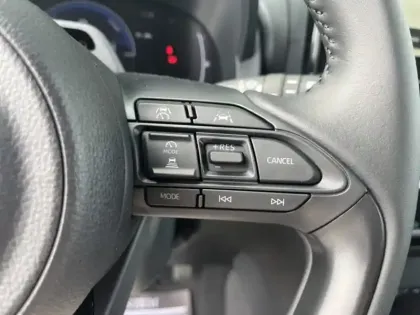 Photo 13 Toyota Yaris Hybride 1.5 HYBRID 130H DESIGN AUTO 2WD