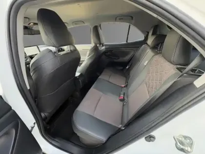 Photo 16 Toyota Yaris Hybride 1.5 HYBRID 116H COLLECTION AWD AUTO