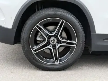 Photo 10 Mercedes GLA 250 e AMG Line