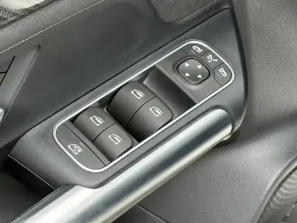 Photo 28 Mercedes GLA 250 e AMG Line