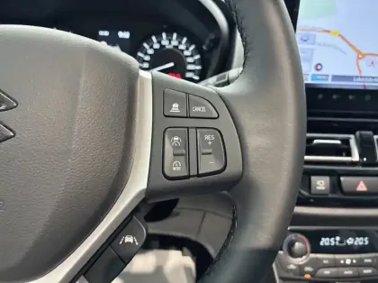 Photo 16 Suzuki S-Cross 1.4 Boosterjet Hybrid 110ch Style MY25