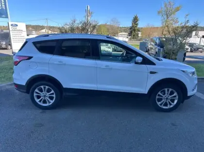 Photo 25 Ford Kuga 1.5 Flexifuel-E85 150ch Stop&Start Titanium 4x2 Euro6.2