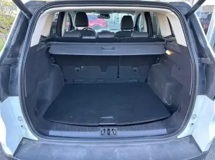 Photo 10 Ford Kuga 1.5 Flexifuel-E85 150ch Stop&Start Titanium 4x2 Euro6.2