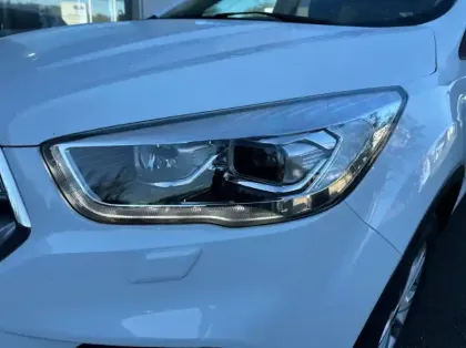 Photo 29 Ford Kuga 1.5 Flexifuel-E85 150ch Stop&Start Titanium 4x2 Euro6.2