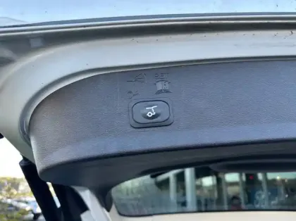 Photo 16 Ford Kuga 1.5 Flexifuel-E85 150ch Stop&Start Titanium 4x2 Euro6.2