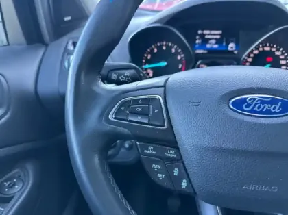 Photo 18 Ford Kuga 1.5 Flexifuel-E85 150ch Stop&Start Titanium 4x2 Euro6.2