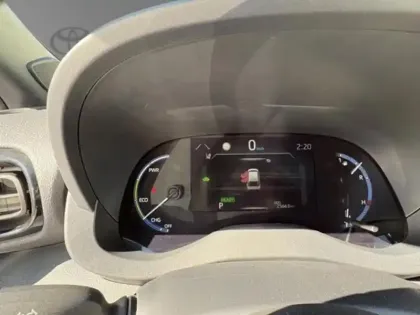 Photo 15 Toyota Yaris Hybride 1.5 HYBRID 116H TRAIL AUTO