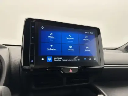 Photo 14 Toyota Yaris Hybride 1.5 116H DESIGN PACK CARGO