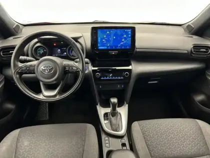 Photo 10 Toyota Yaris Hybride 1.5 116H DESIGN PACK CARGO