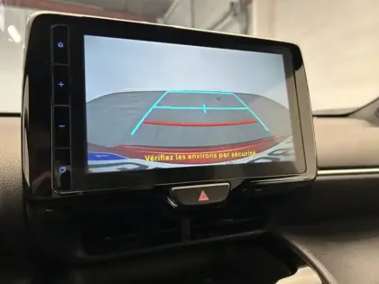 Photo 26 Toyota Yaris Hybride 1.5 116H DESIGN PACK CARGO