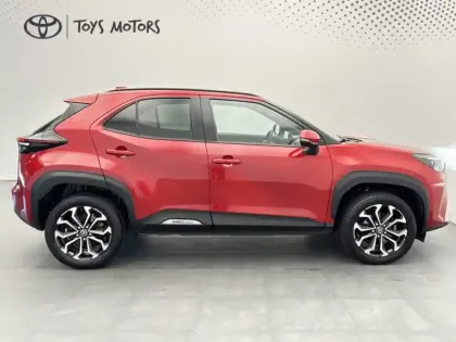 Photo 5 Toyota Yaris Hybride 1.5 116H DESIGN PACK CARGO