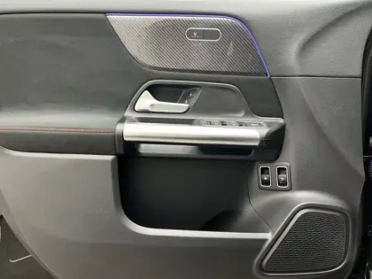 Photo 17 Mercedes GLA 250 e AMG Line