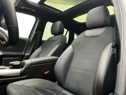 Photo 18 Mercedes GLA 250 e AMG Line