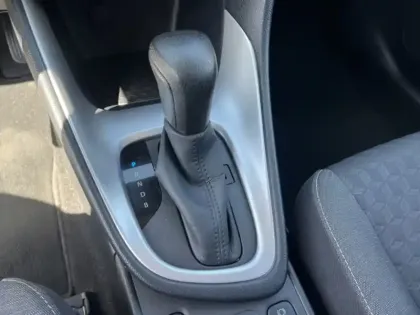 Photo 6 Toyota Yaris Hybride 116h Design MY22