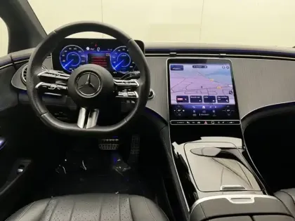 Photo 20 Mercedes Classe E Berline 300 AMG Line