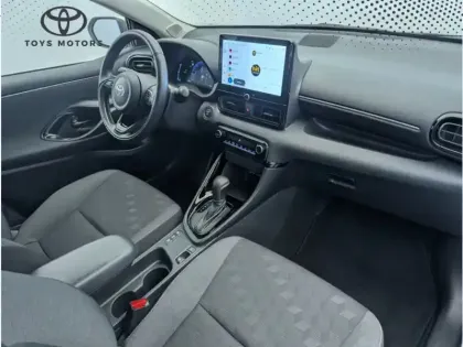 Photo 7 Toyota Yaris Gén. IV Ph1 NG Design 5