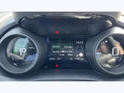 Photo 20 Toyota Yaris Gén. I Ph1 Design 5