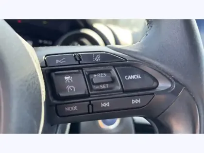 Photo 19 Toyota Yaris Gén. I Ph1 Design 5