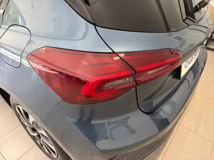 Photo 20 Ford Focus Gén. IV Ph2 Titanium X Business 5