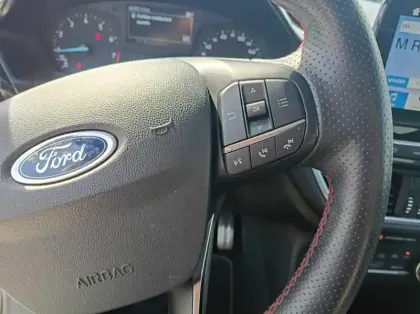 Photo 18 Ford Fiesta Gén. V Ph1 ST-Line 5