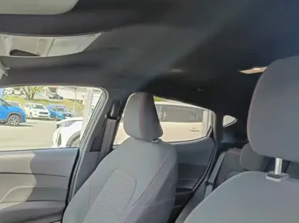 Photo 14 Ford Fiesta Gén. V Ph1 ST-Line 5