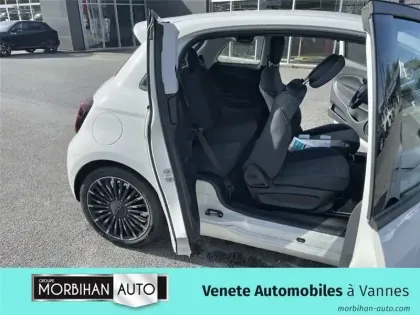 Photo 49 Fiat 500 3+1 E 95 CH