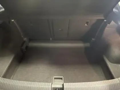 Photo 11 Volkswagen T-roc Gén. I Ph2 Life Plus 5