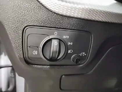 Photo 7 Audi Q2  35 TDI 150ch Advanced S tronic 7